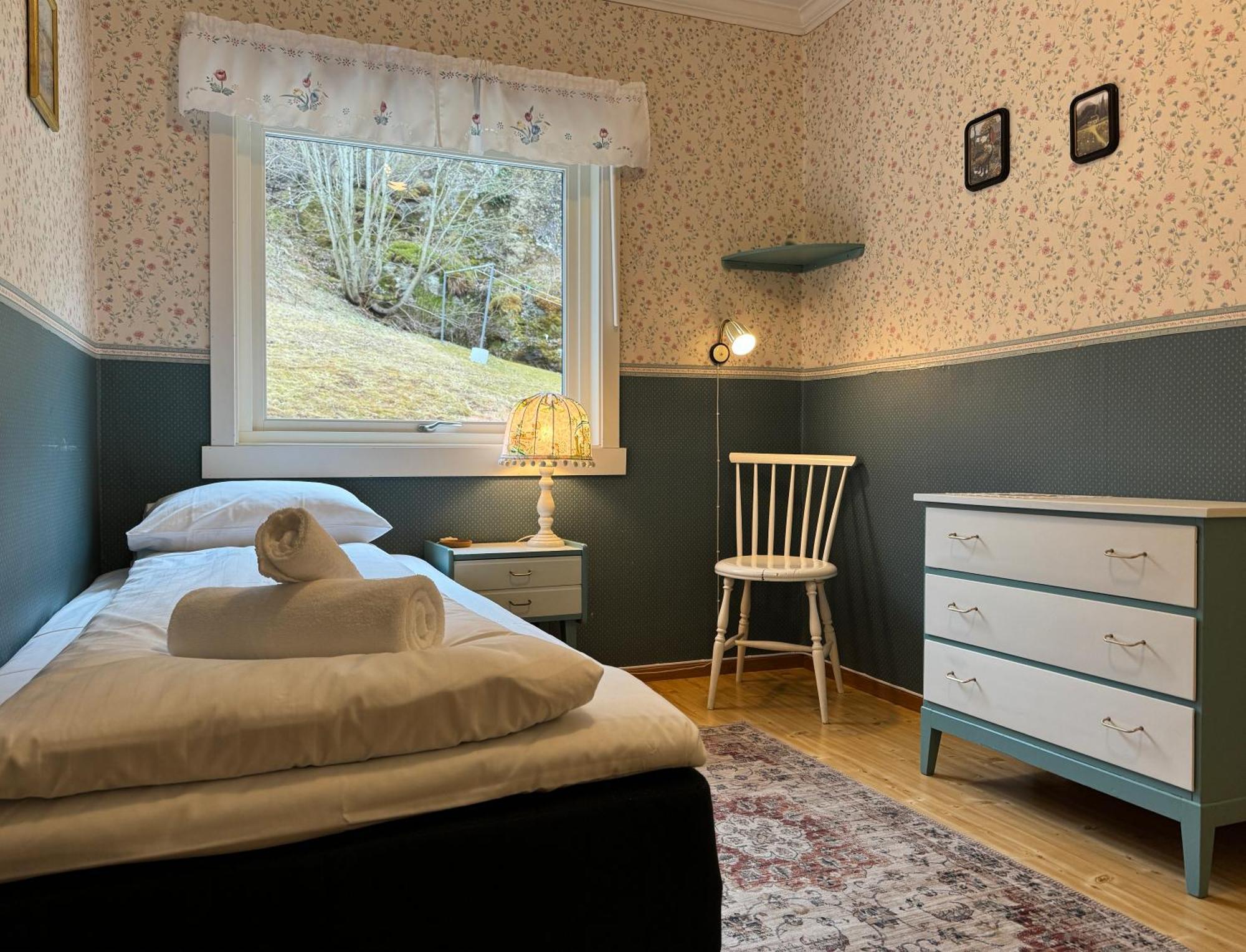 Svingen Guesthouse - Panoramic Fjord Views In Flam Exterior photo